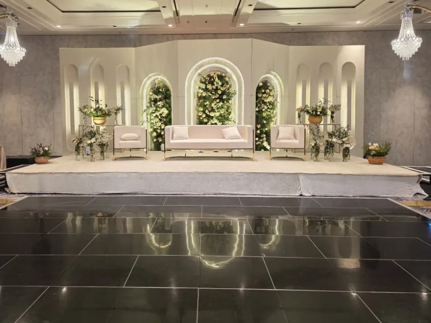 Grand Opal stage by Diamond Events