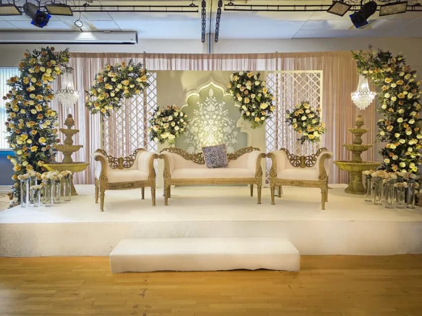 Mughal Arch stage by Diamond Events