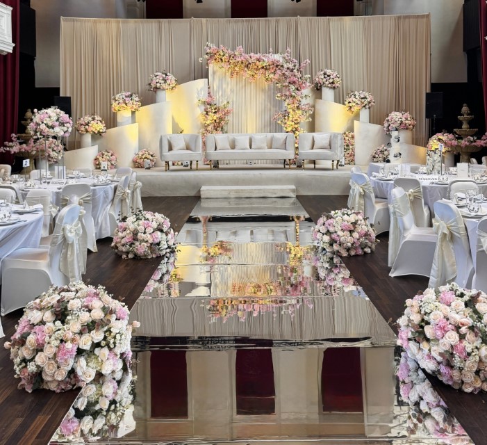 luxe stage variation 1 (Custom)